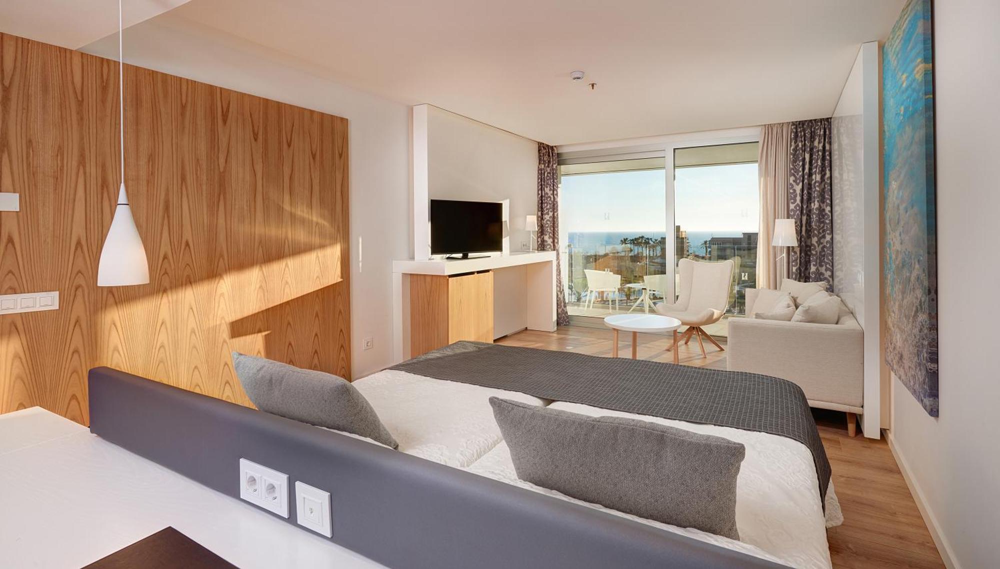 Junior Suite Pool View