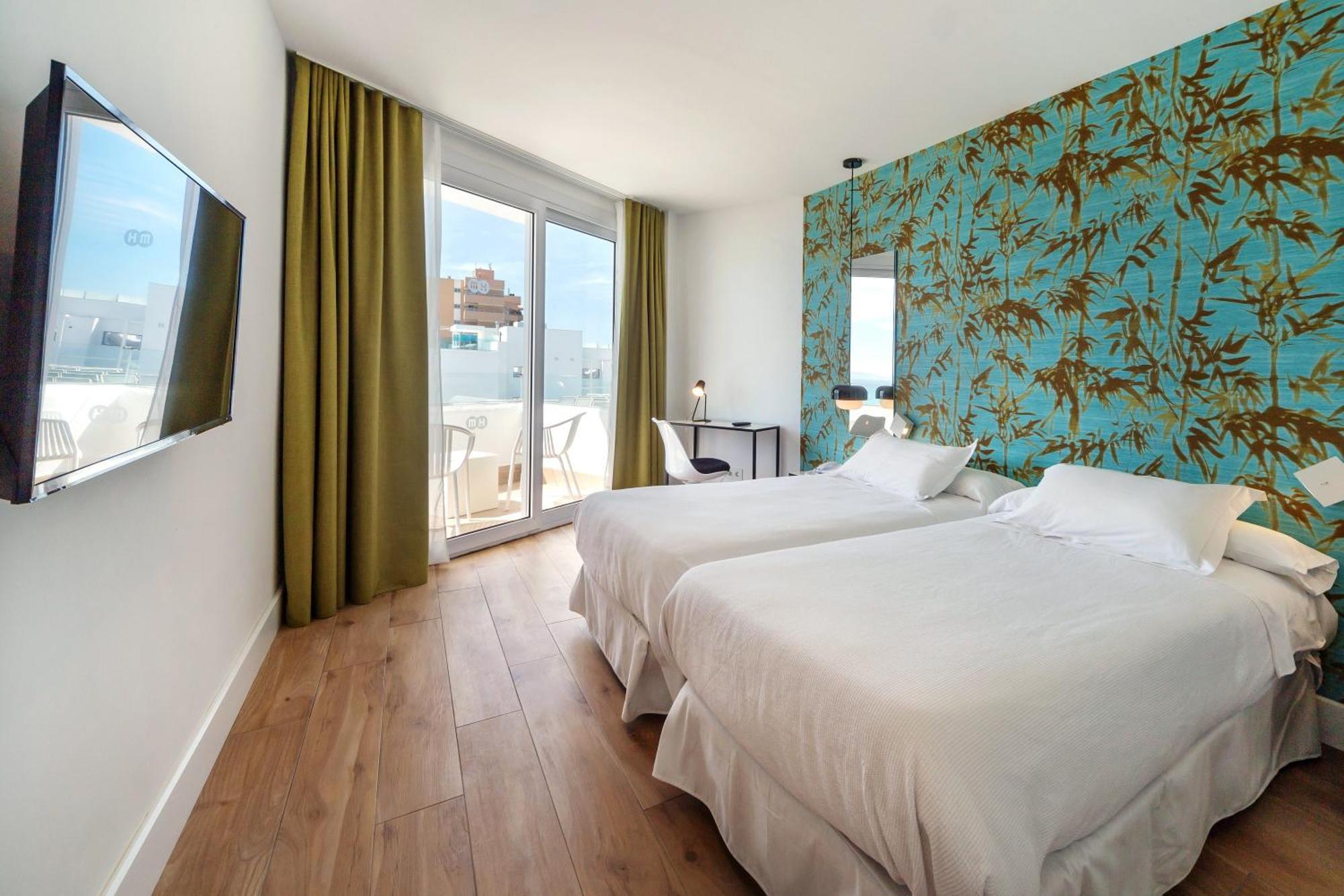 Twin Room Side Sea View Balcony