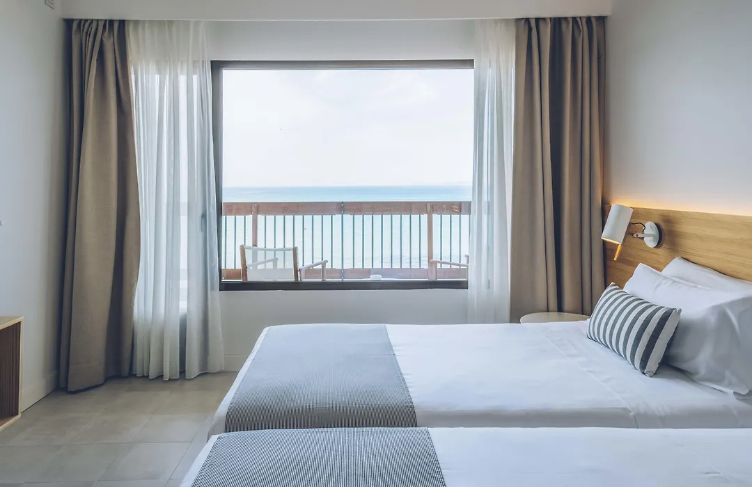 Aya Seahotel - Adults Only-1